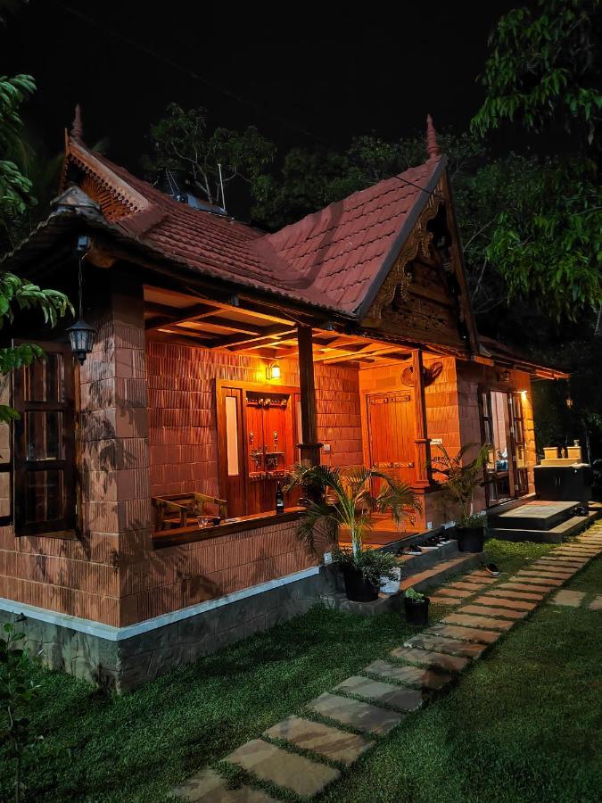 Little Chembaka Casa de hóspedes Kumarakom Exterior foto